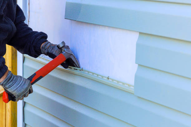 Reliable Wood Siding contractor in Clinton, IN by Creative Siding